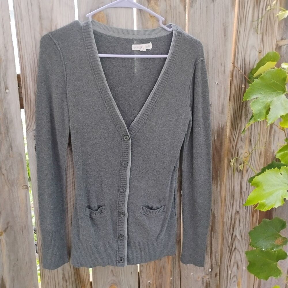 Aeropostale 2010 Gray Cotton Blend V-Neck Medium Button Front Cardigan Sweater